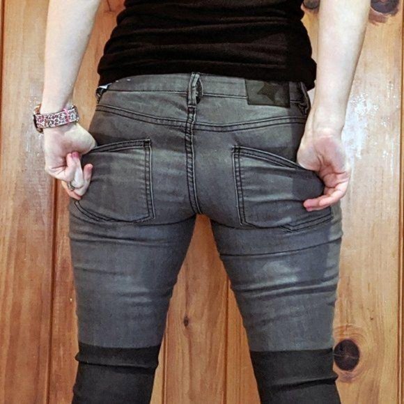 BCBGeneration Skinny Gray and Black 2 toned 26